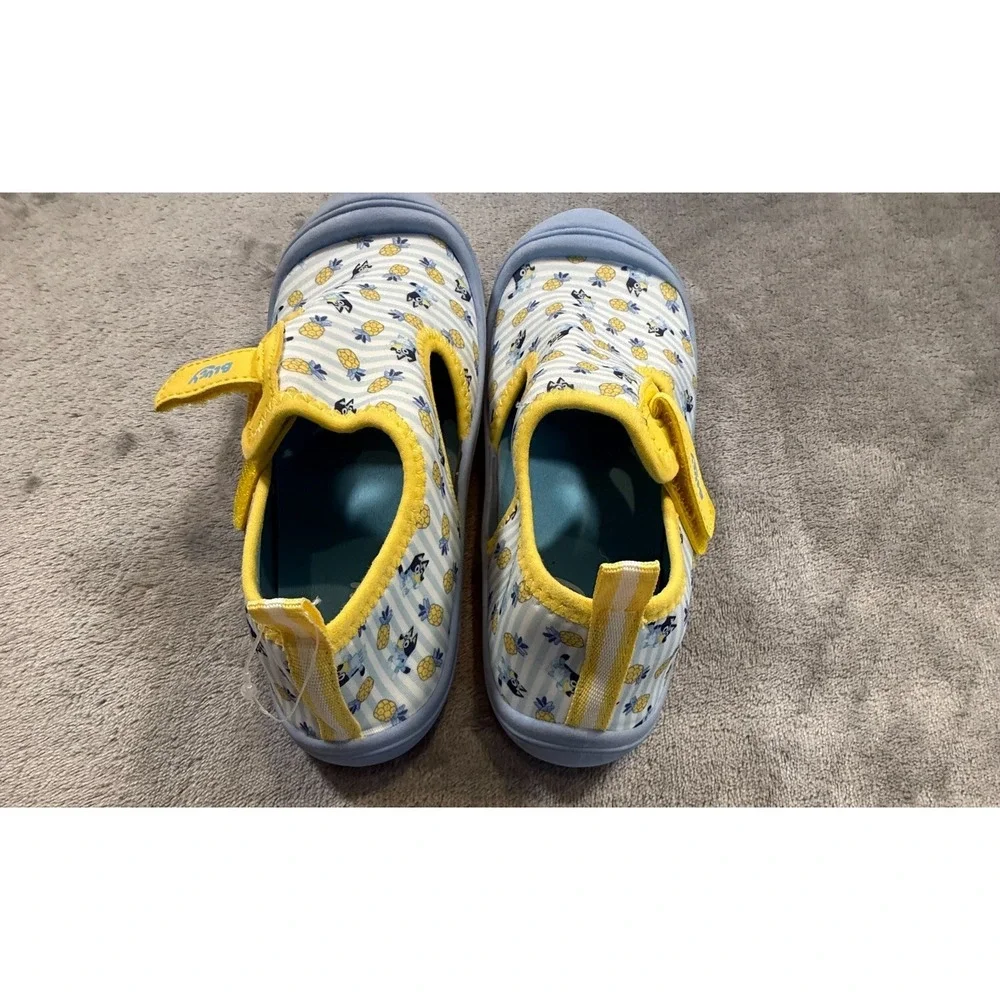 Bluey Toddler Water Shoes Pineapple Print Hook & Loop Size 13/1